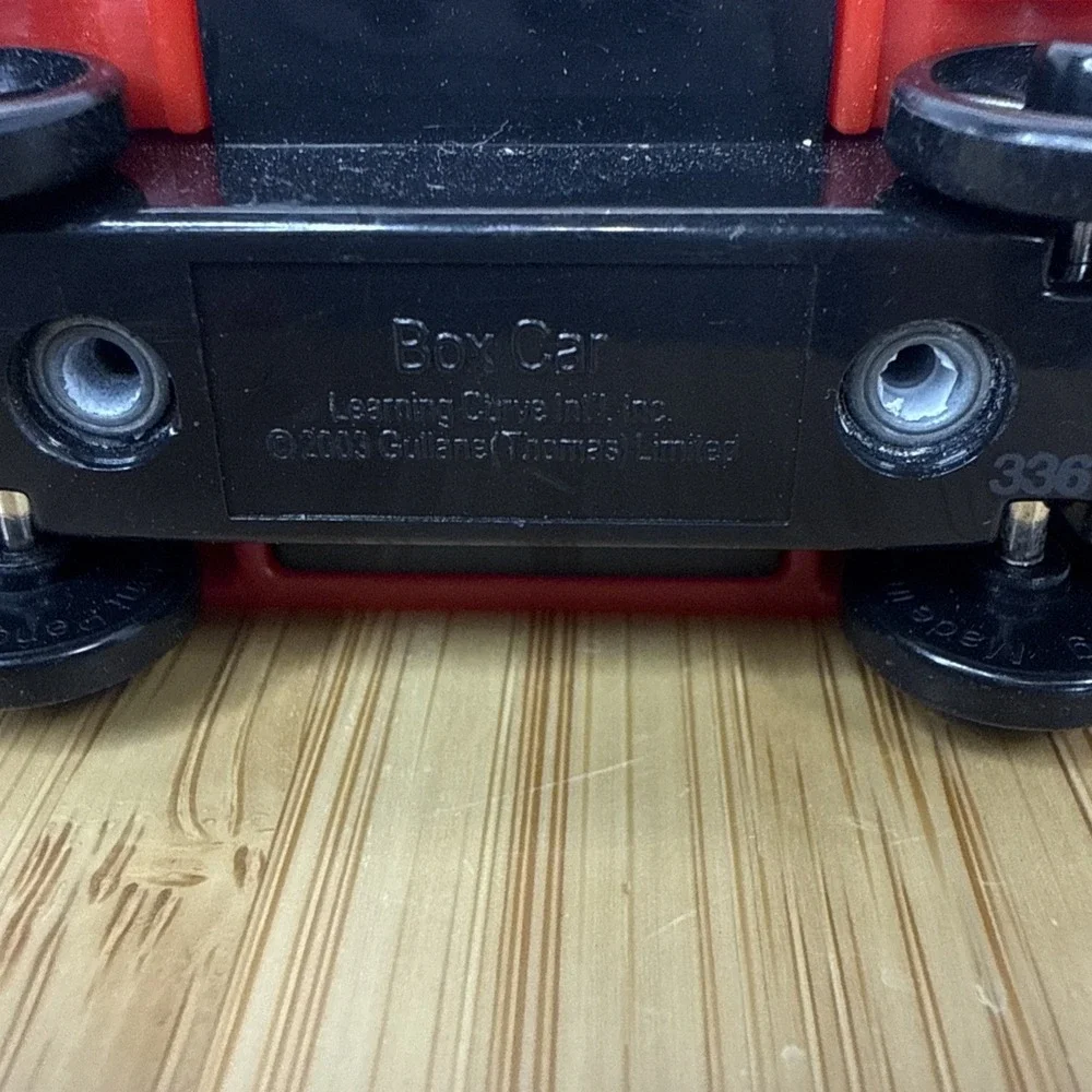 Thomas and Friends Box Car Brendam Shipping Magic Cargo Flip Door‎ Diecast Train